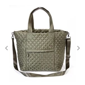 NWT: CALIA by Carrie Underwood Quilted Travel Tote